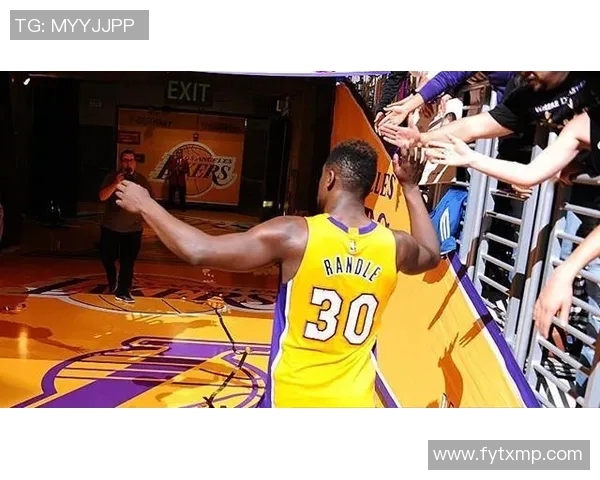 基于NBA球员社交影响力与球迷忠诚度的综合数据模型研究